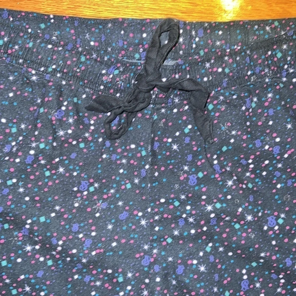 Women’s Victoria’s Secret Pajamas Pants - Picture 3 of 8